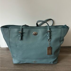 COACH Tote